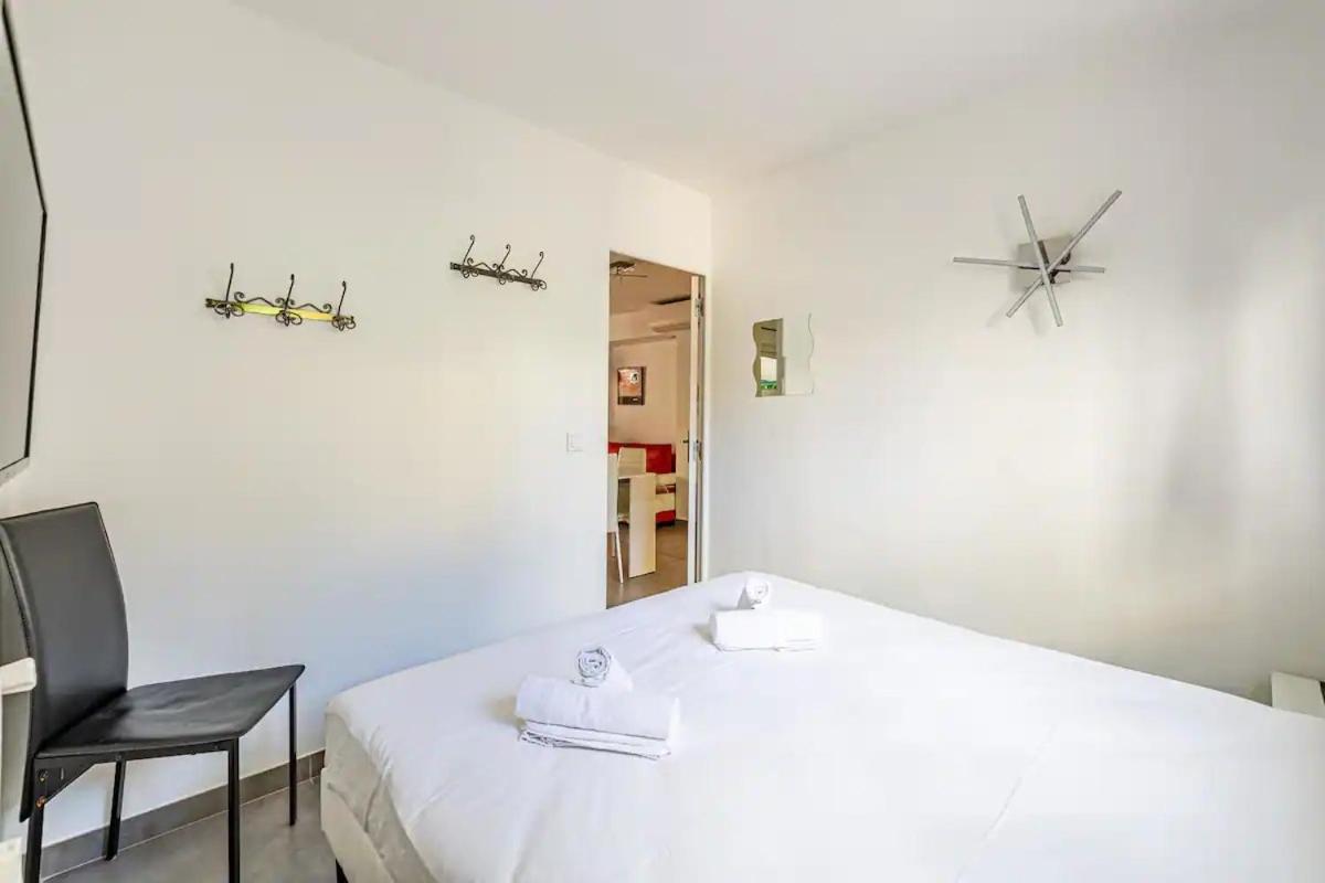 Superbe 3P 2Chambres, 2Terrasses Cannes Centre-Ville, 4 Min A Pied De La Croisette Sas-Meredith Loc Exteriör bild