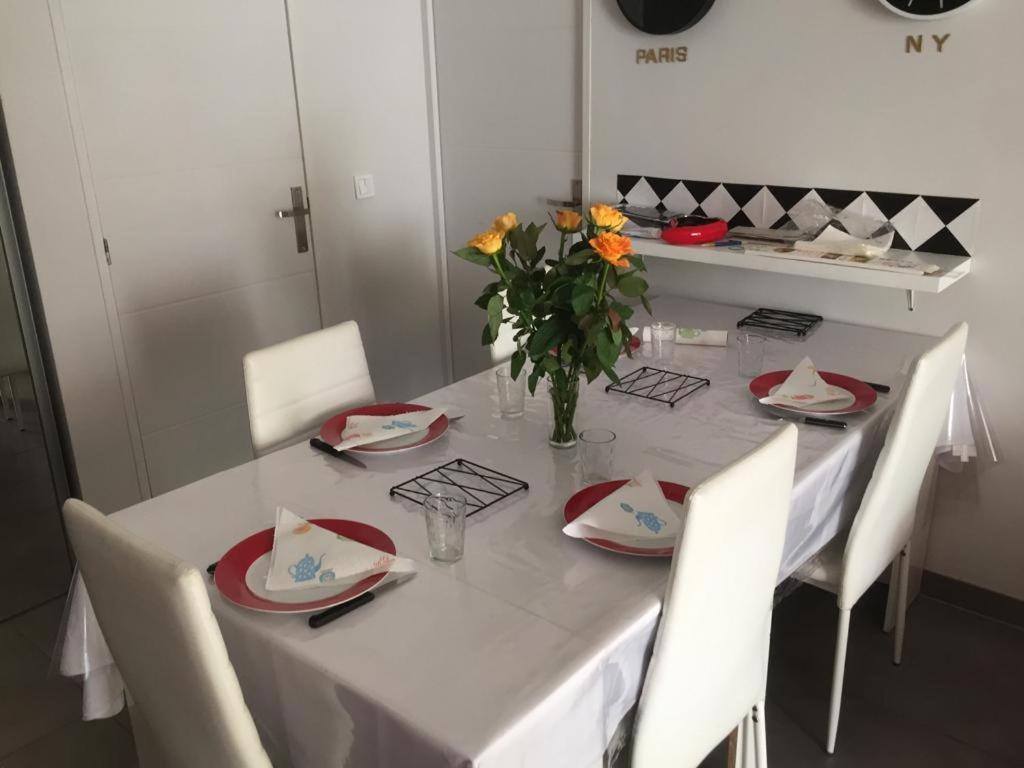 Superbe 3P 2Chambres, 2Terrasses Cannes Centre-Ville, 4 Min A Pied De La Croisette Sas-Meredith Loc Exteriör bild